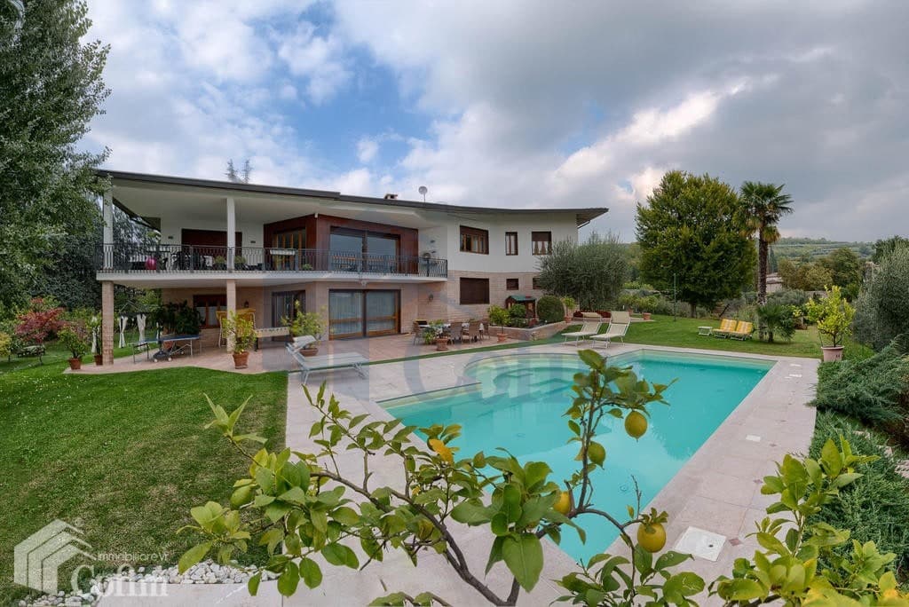 Villa Bifamiliare In Vendita Nel Verde Di Marcellise A San