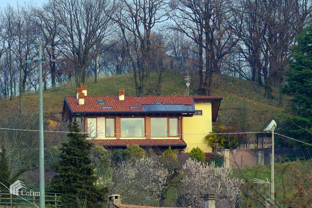 Villa singola signorile, panoramica, con ampio terreno in VENDITA  Montecchio (Negrar) - 12
