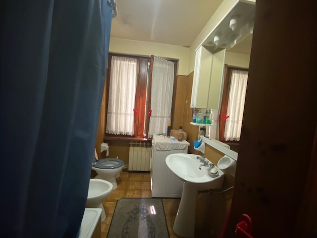 Three-rooms Apartment three-family house with double garage, vegetable garden and land  Palazzolo (Sona) - 9