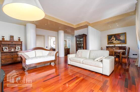 Five-rooms Apartment REFURBISHED, elegant, ample, for SALE Verona (Ponte Crencano)