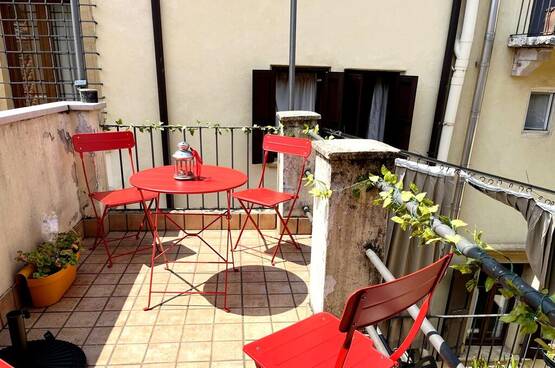 Appartamento quadrilocale Verona LS2172
