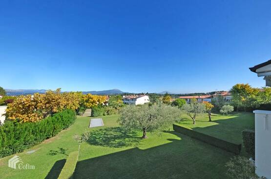 Appartamento bilocale in residence con piscina e campo da tennis a Lazise (Lazise)